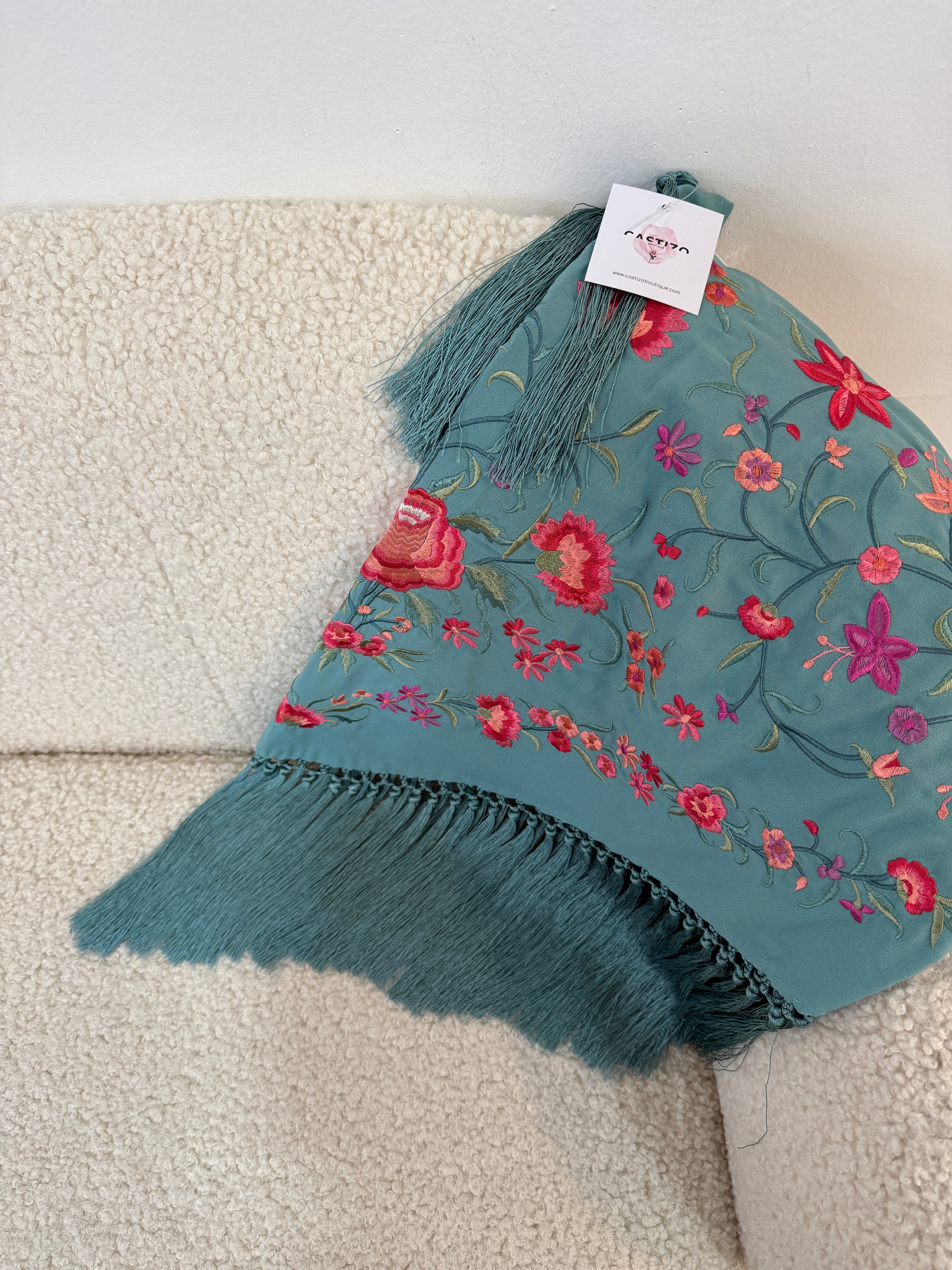 Mantoncillo azul jabonoso clavel