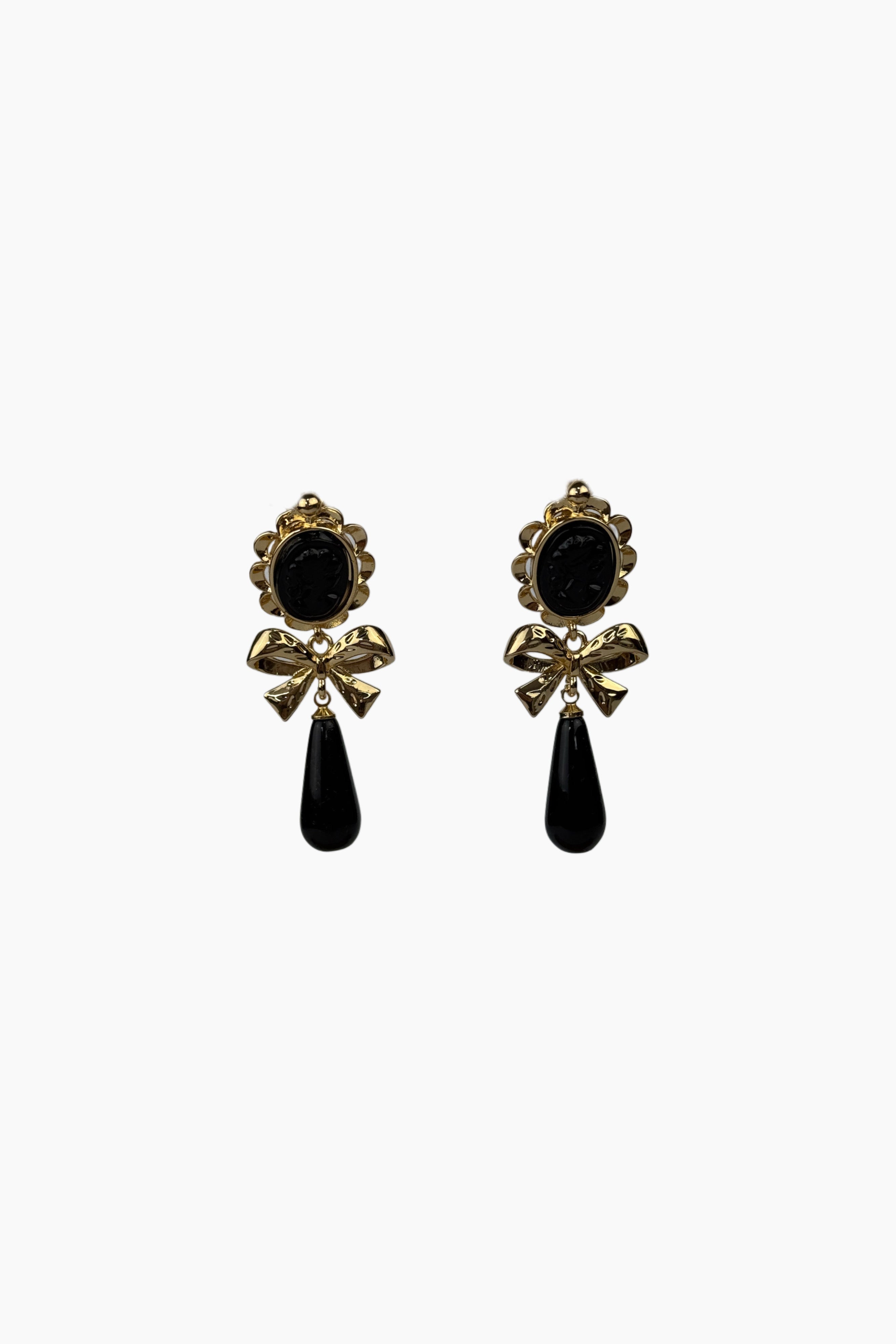 Pendientes cubanitas negro