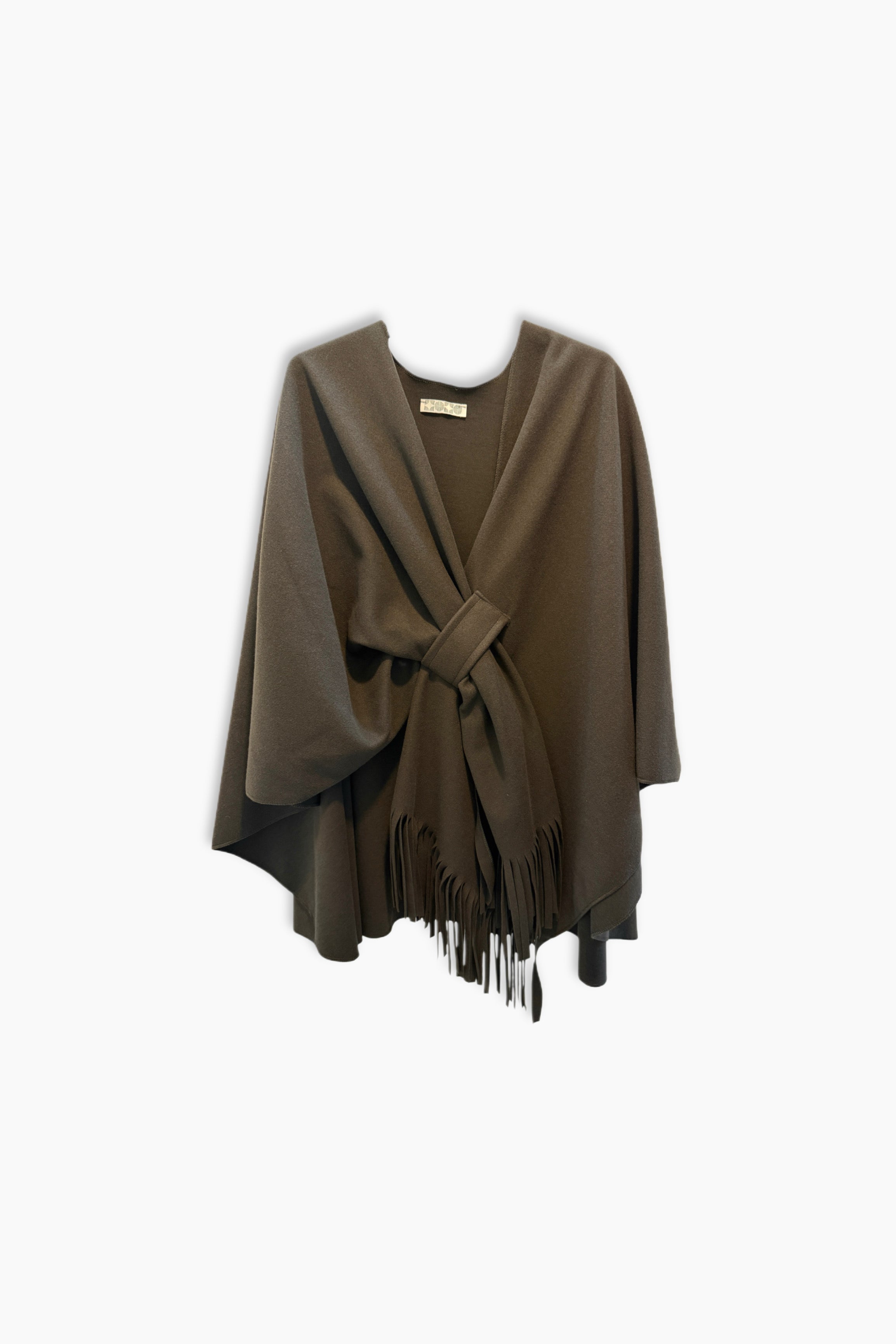 Capa cruzada con flecos