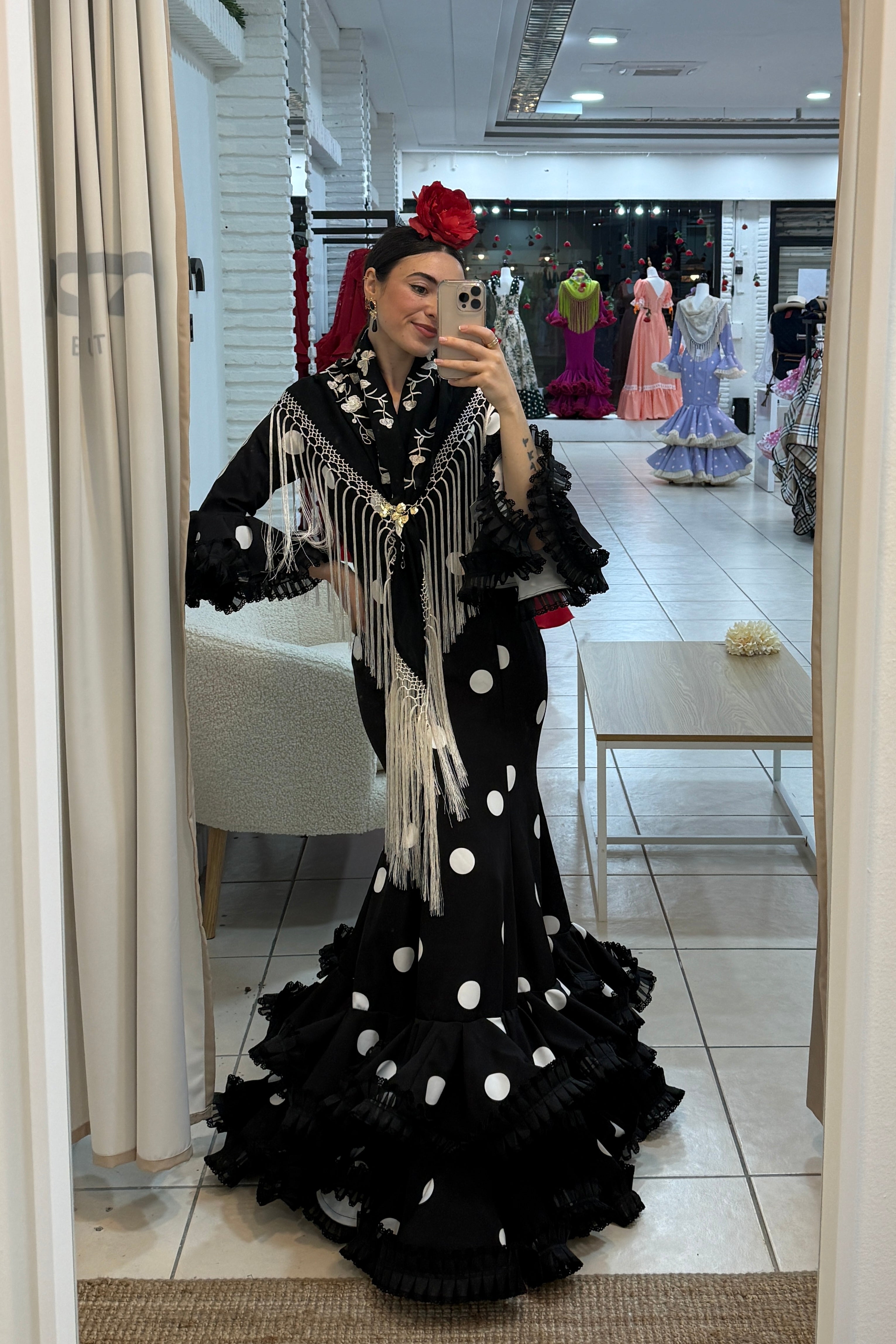 Traje Triana negro y blanco