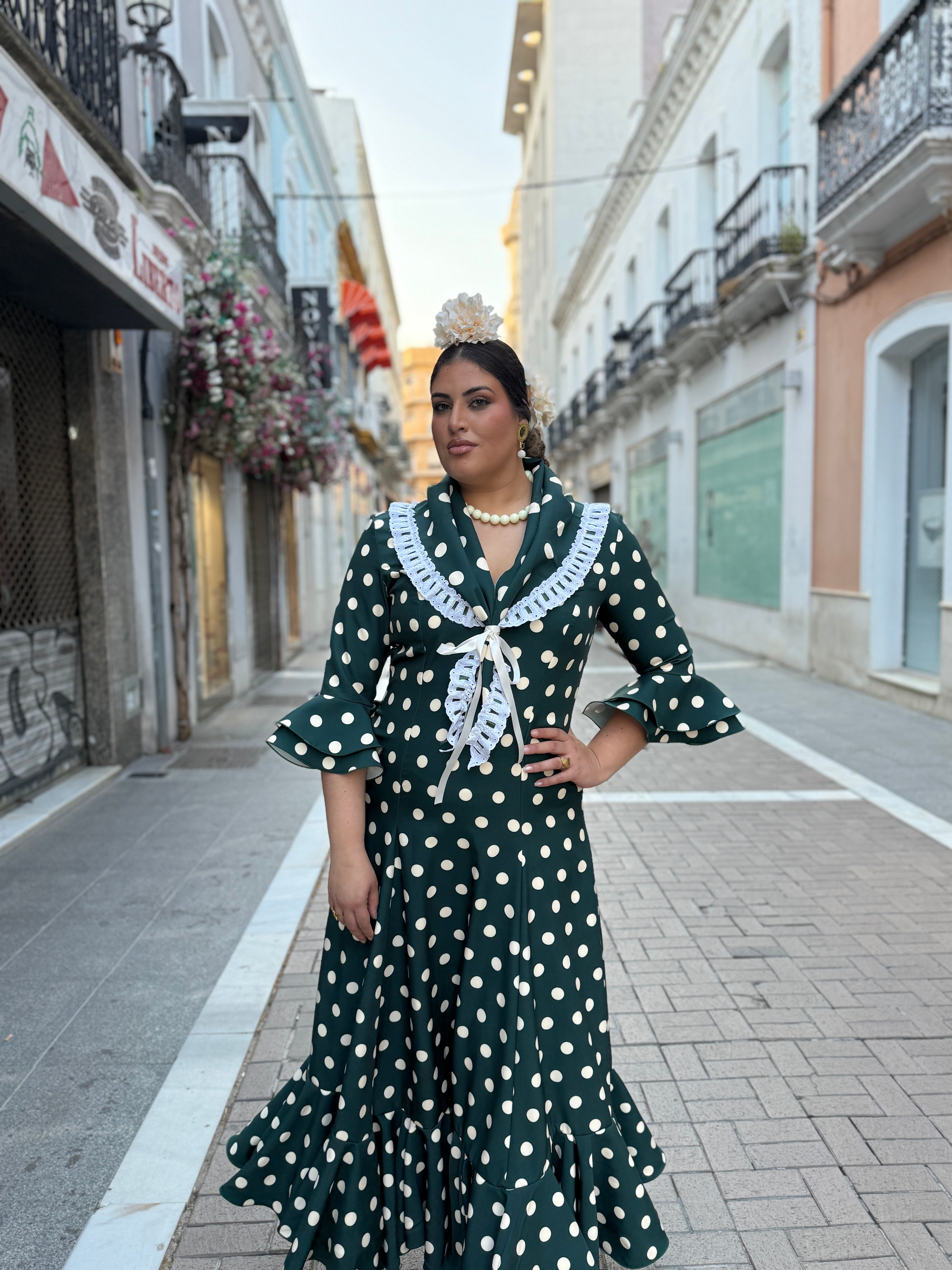 Bata jazmín verde botella | Curvy