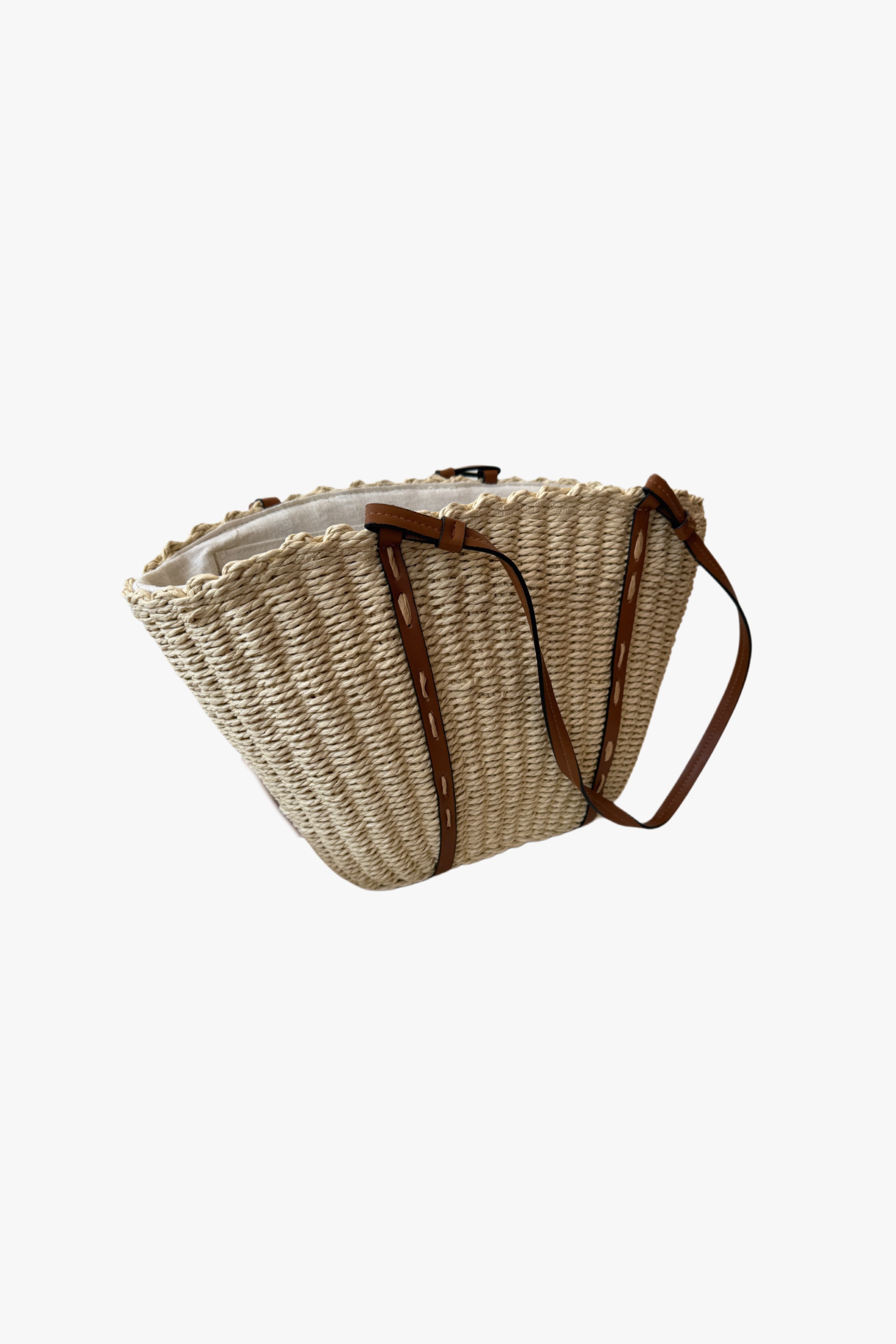 Bolso de rafia con correas