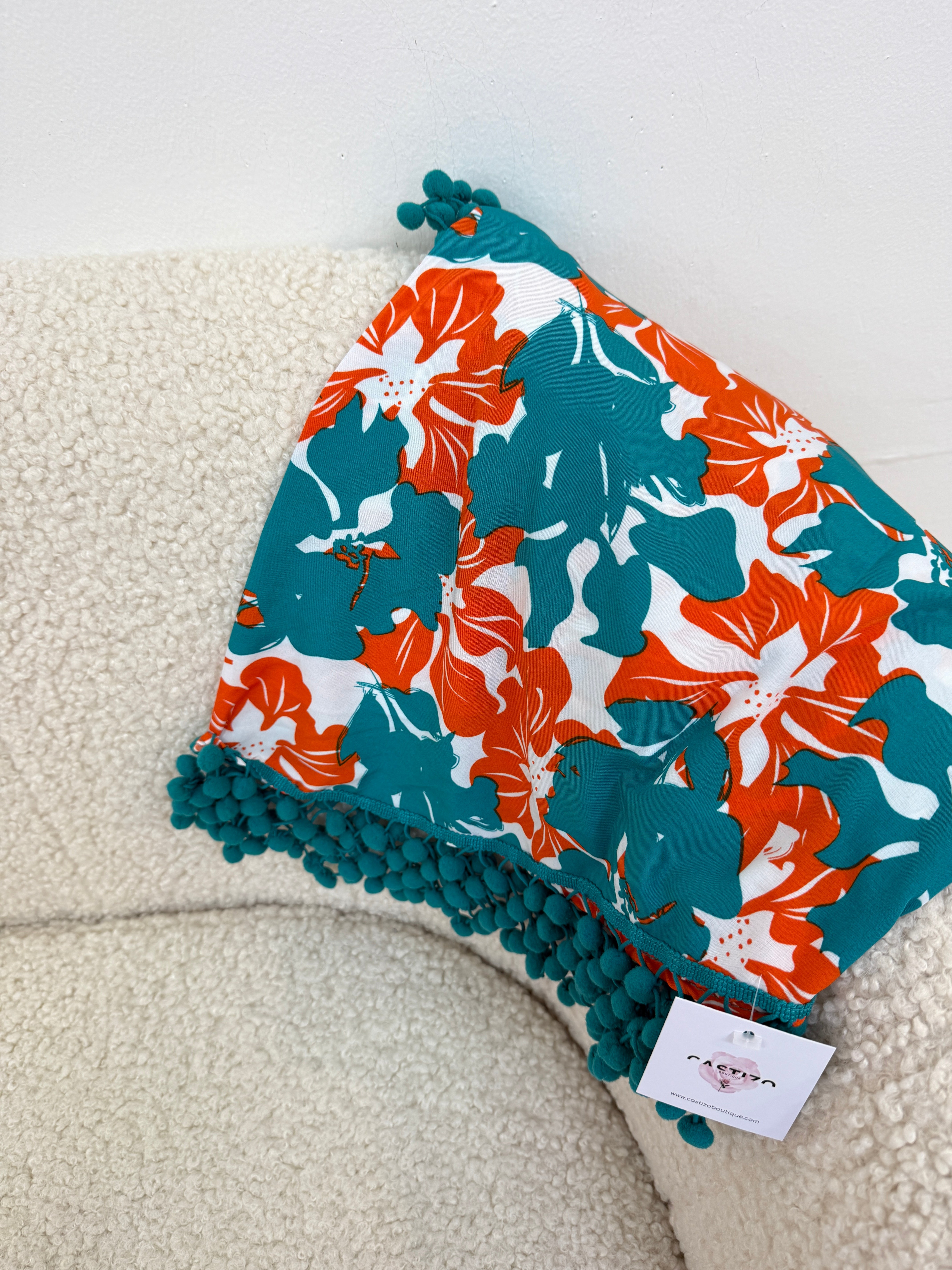 Mantoncillo madroños azul petróleo