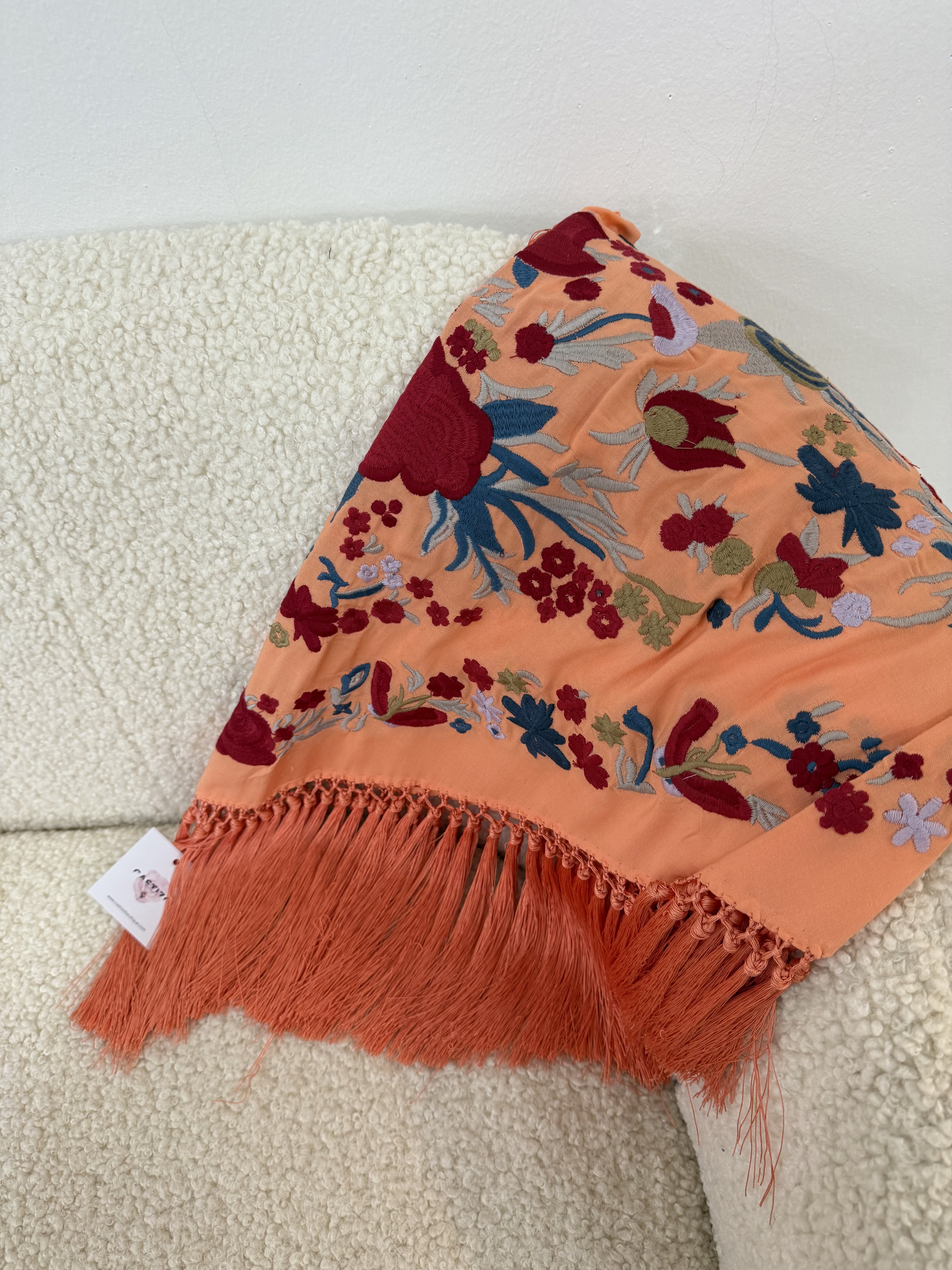 Mantoncillo Sevilla mandarina y rojo