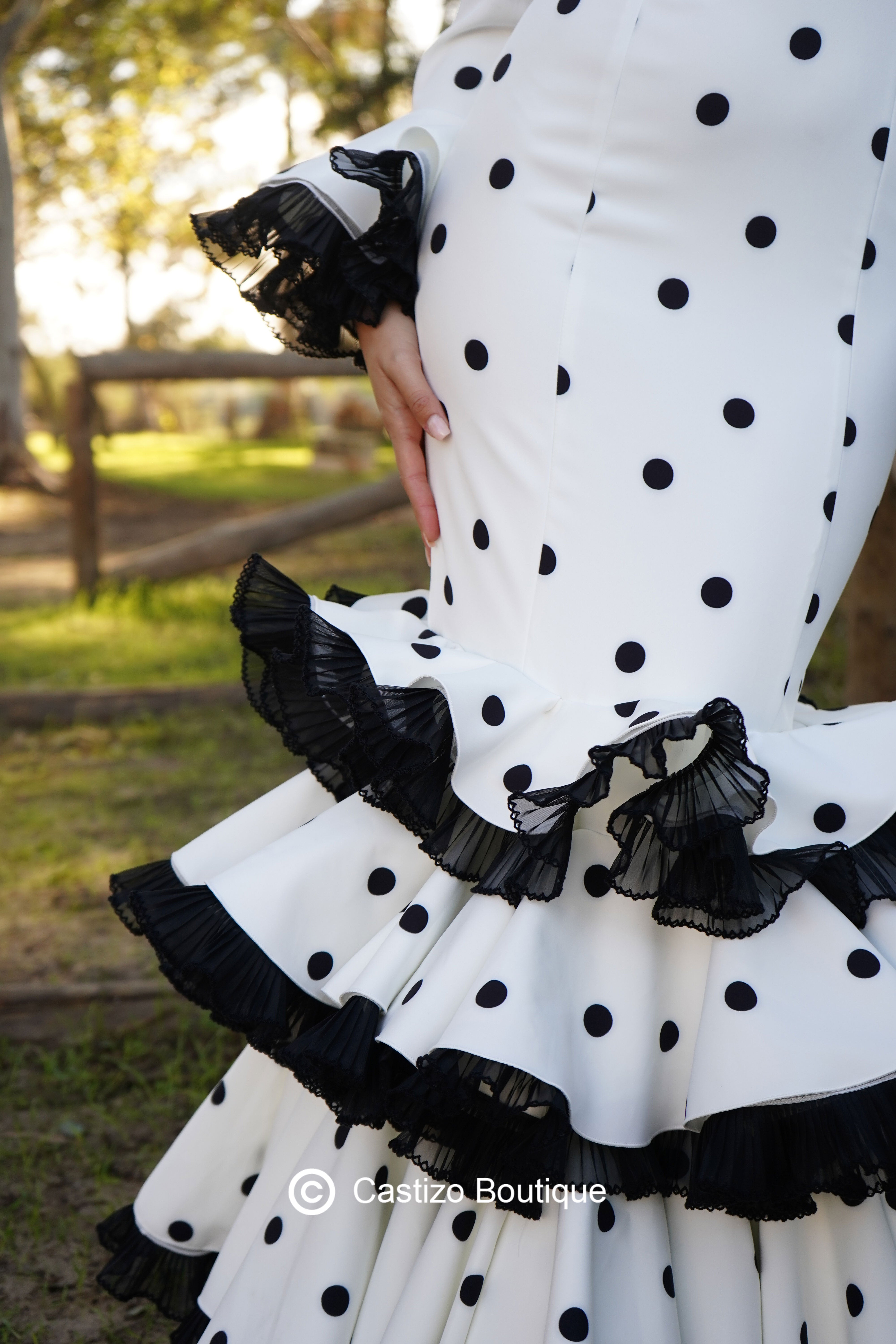 Traje Lía | Blanco y negro