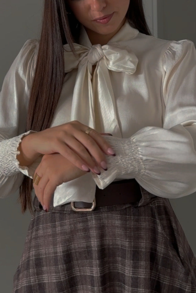 Blusa Lazo Satinada