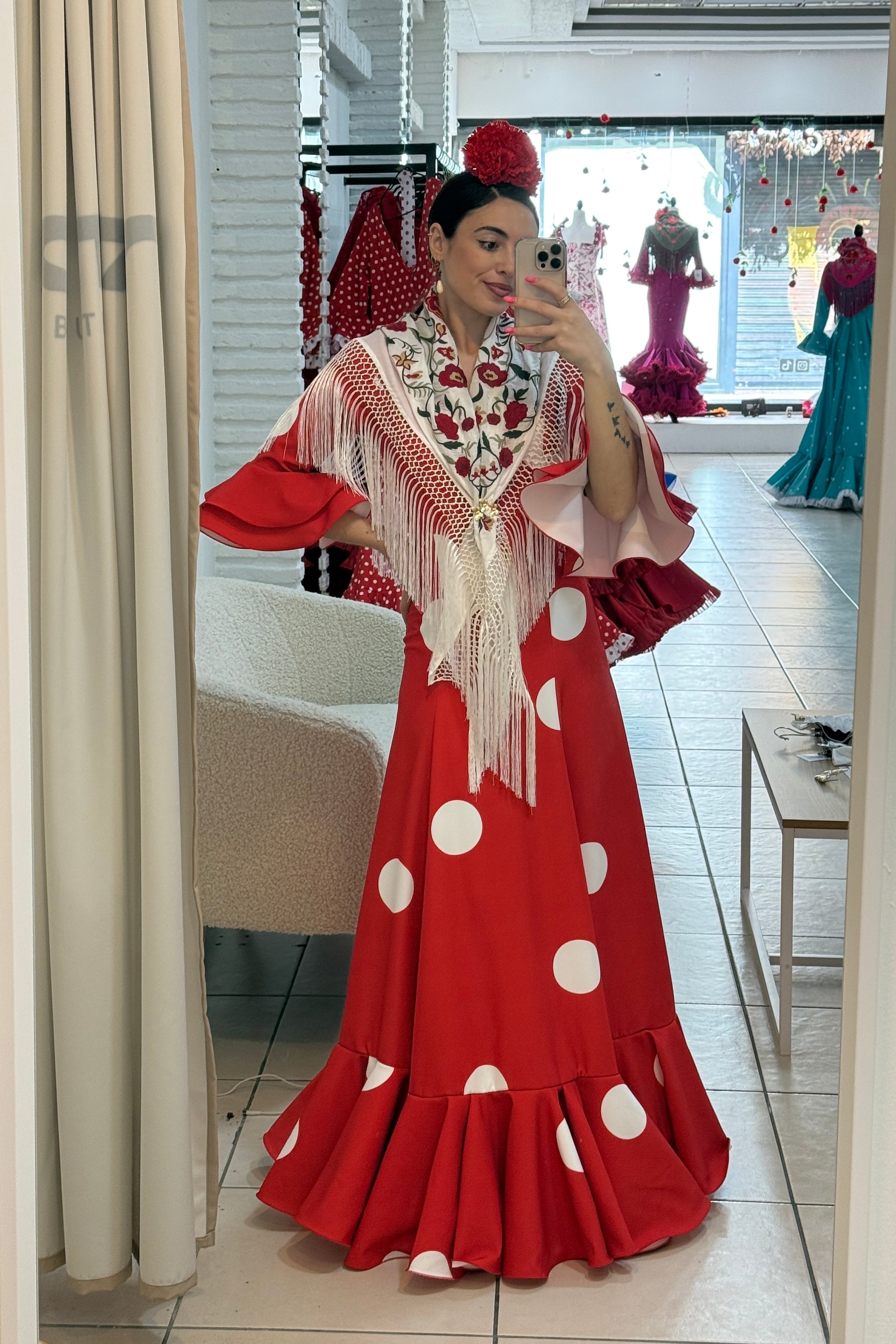 Bata jazmín rojo lunar galleta | curvy