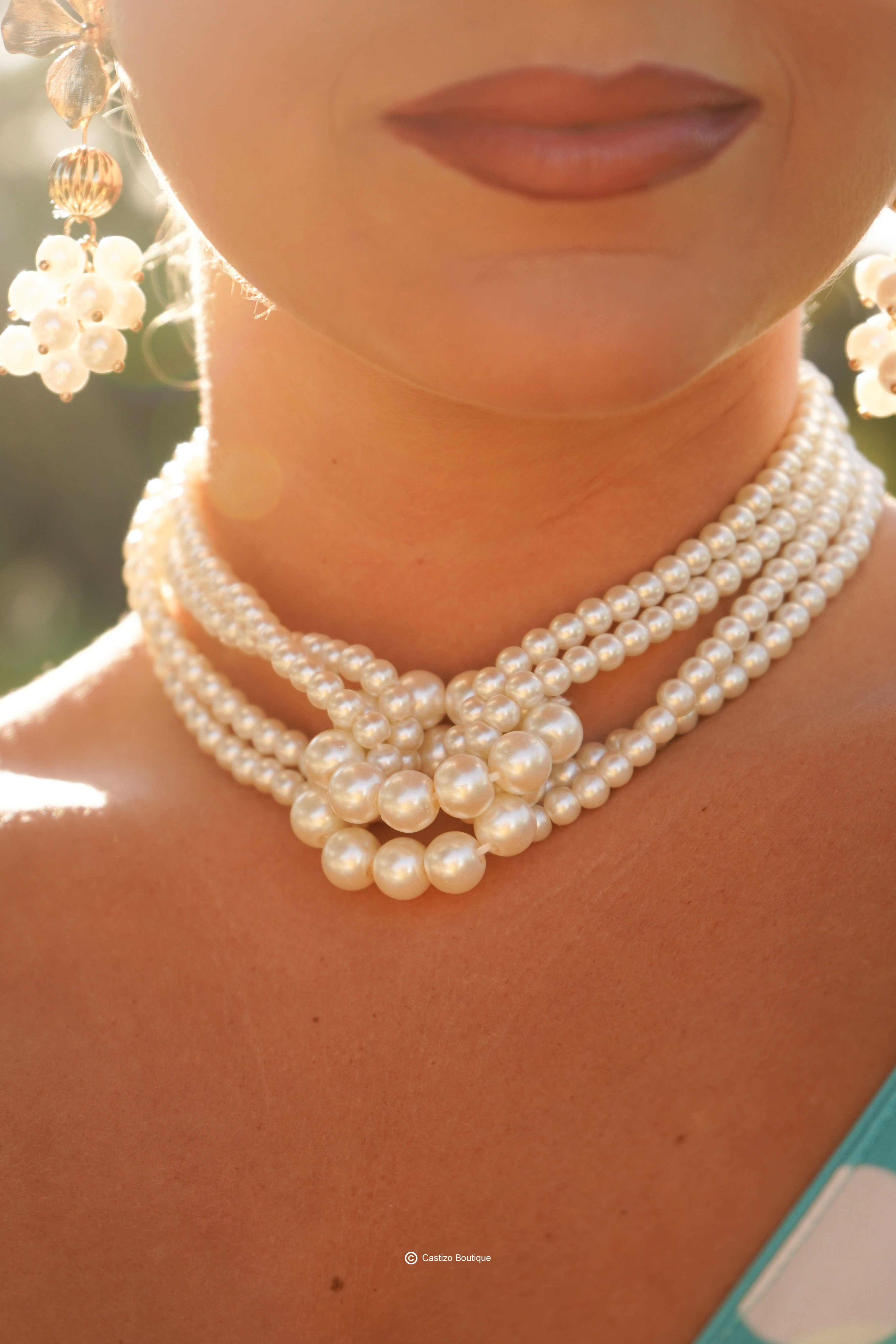 Multicollar nudo de perlas